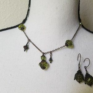 Victorian inspired necklace & earring set